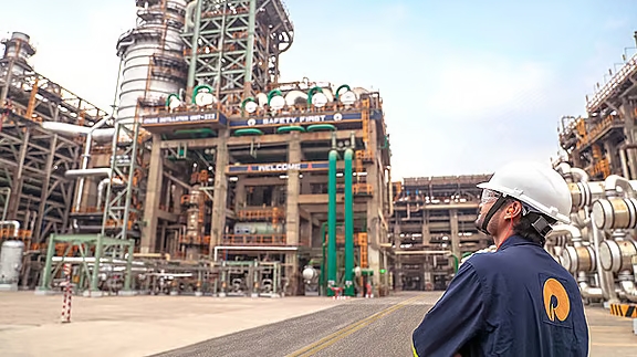 Compañía de la India dejará de comprar petróleo a Venezuela por imposición de aranceles