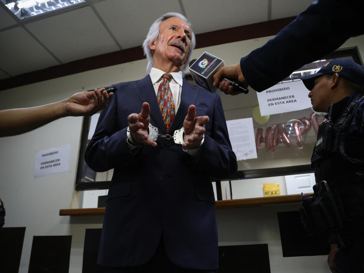Periodista José Rubén Zamora volverá a una prisión de Guatemala por orden de un juez
