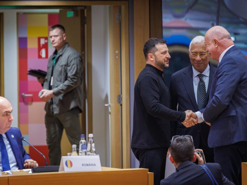 Los Veintisiete apuestan por rearmar la UE y Zelenski agradece que no dejen a Kiev "sola"