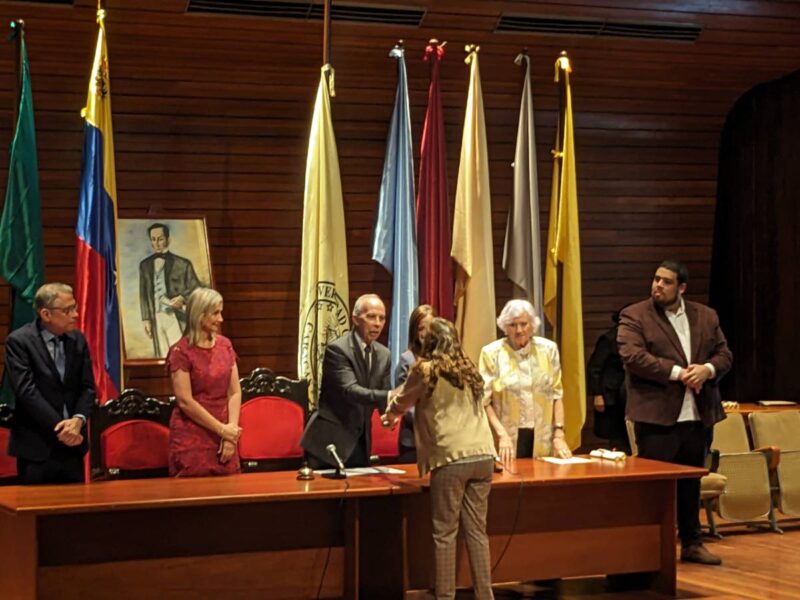 El Instituto de Medicina Trópica y de Inmunología de la UCV tambien fueron premiados