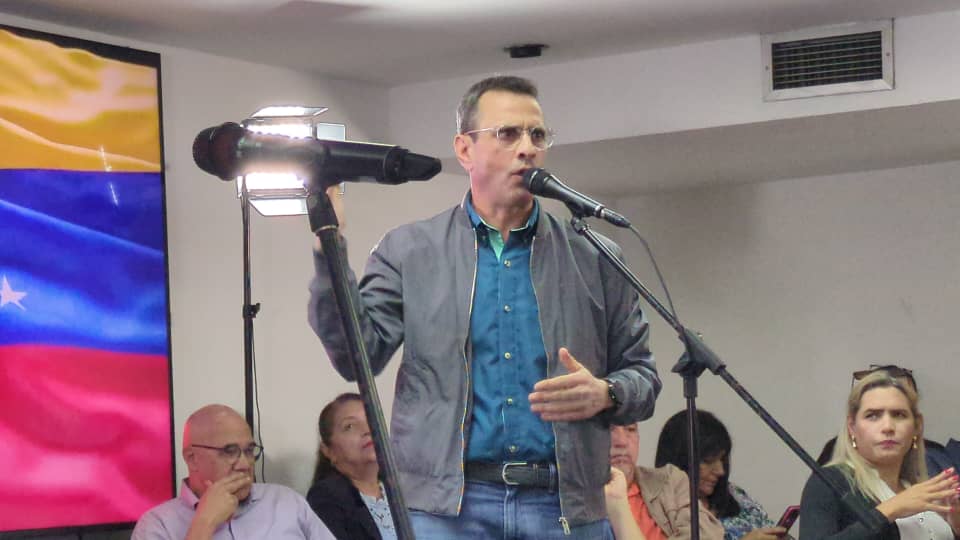 Capriles: “No sabemos si vamos a poder participar o si tenemos tarjeta pero igual voy a votar”