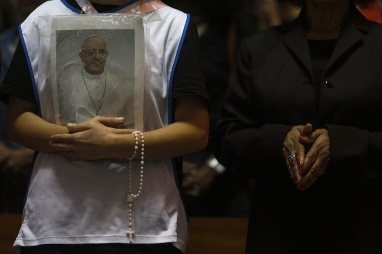 De qué murió el papa Francisco y qué pidió en su testamento