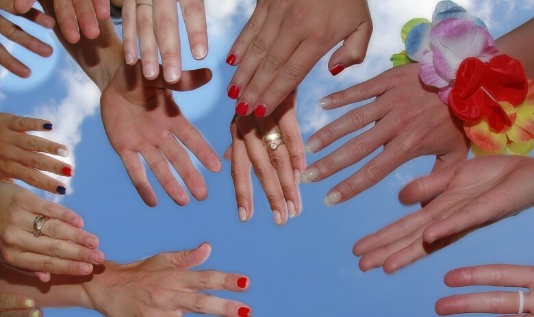 Liderazgo de las mujeres estereotipado: cuando solo las grandes historias son visibles