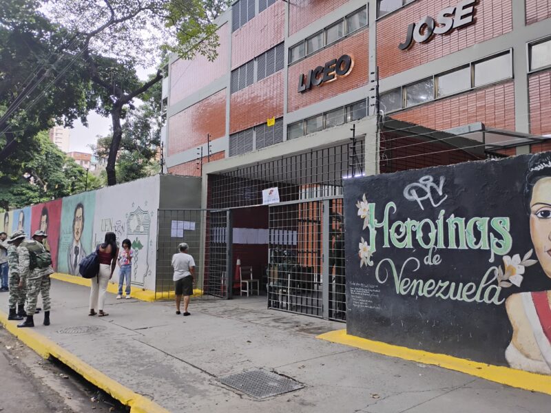 El voto obligado se sumó a última hora en una participación «graneadita»