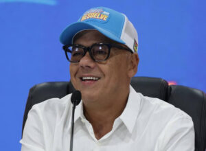 Jorge Rodriguez dice que “la paz ganó” este 25 de mayo y agradece a la oposición que participó