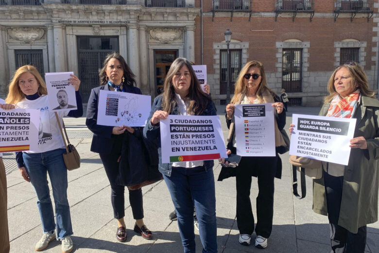 España confirma que 14 ciudadanos de ese país están presos arbitrariamente en Venezuela