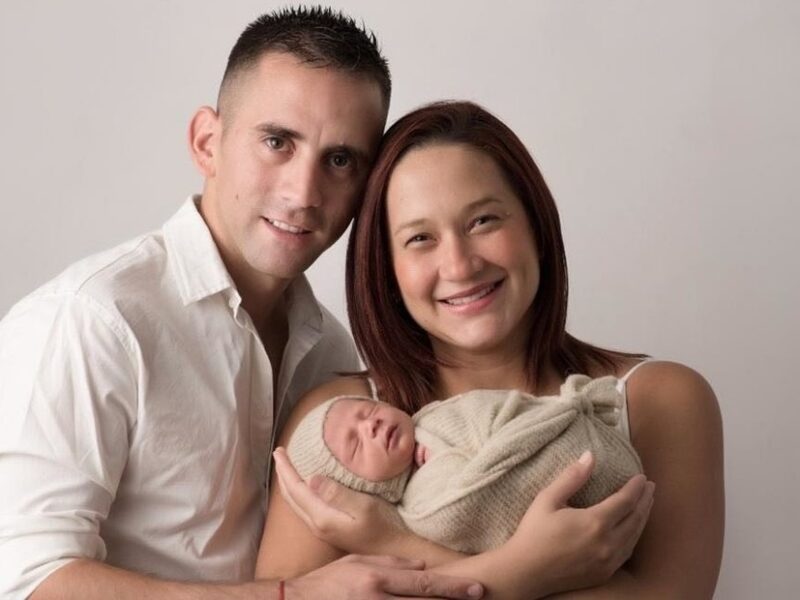 Medios argentinos aseguran que hijo y esposa de Nahuel Gallo salieron de Venezuela con ayuda de Milei