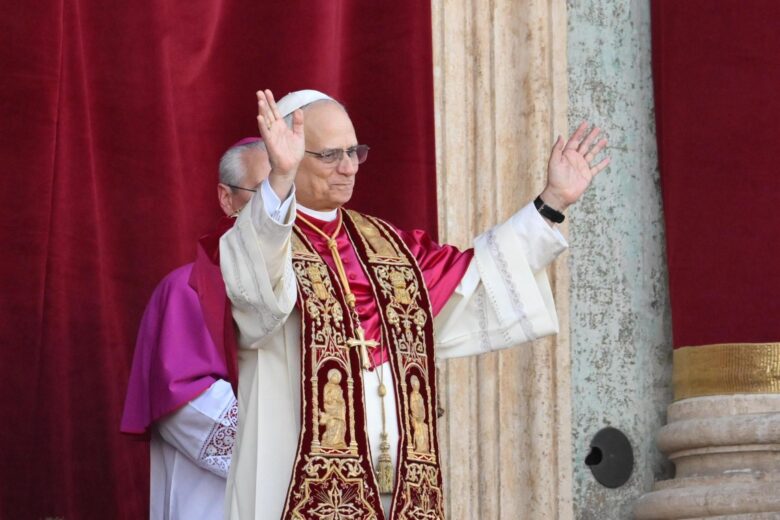Oposición y chavismo en Venezuela saluda elección del papa León XIV