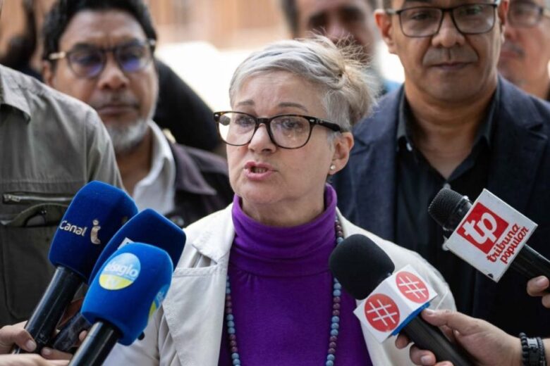 Abogada Maria Alejandra Diaz lleva siete meses refugiada en Embajada de Colombia, según medio bogotano