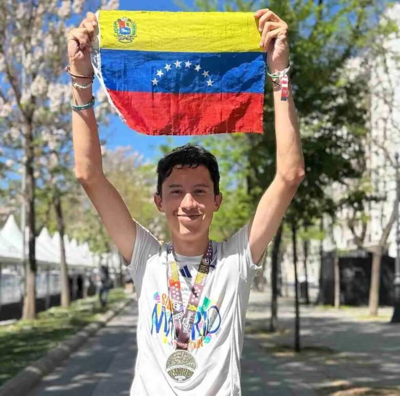 Mamá de Carlos Marcano: No descansaremos hasta que vuelva