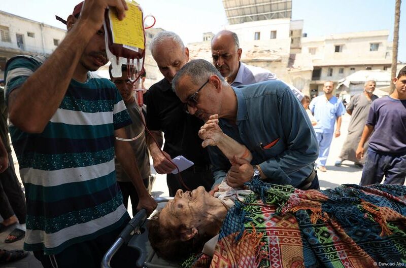 Israel bombardea la única iglesia católica de Gaza
