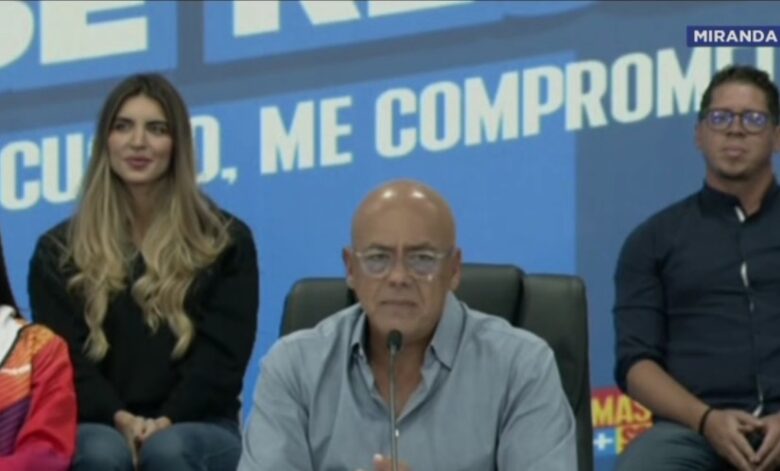 Jorge Rodríguez adelanta que el chavismo estaría "ante la más grande victoria en elecciones municipales"