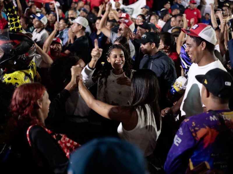 Maduro asegura que el Psuv ganó 285 alcaldías y la oposición 50