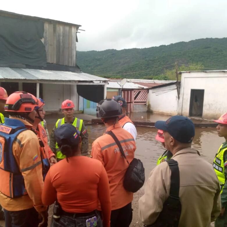 Protección Civil en alerta por aumento del río Orinoco en Bolívar