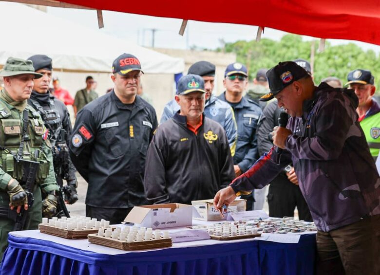Cabello anuncia otra incautación de explosivos, ahora en dos galpones en Monagas