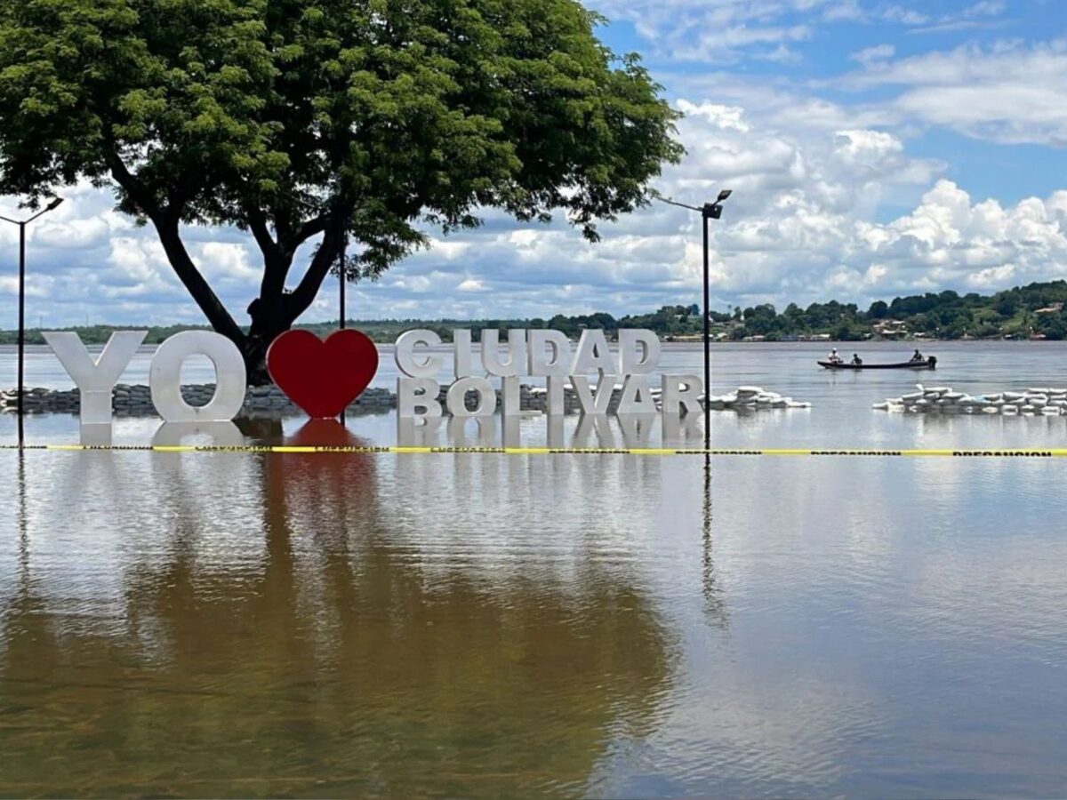 Crecida del Orinoco mantiene en alerta a Bolívar, Monagas y Delta Amacuro