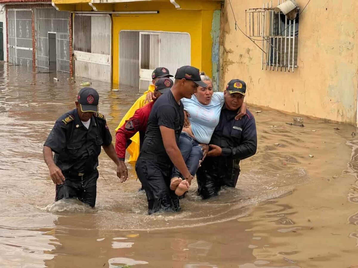 Lluvias causan desborde de caños e inundaciones en sectores de Maturín