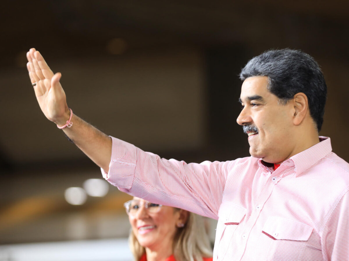 Maduro ordena despliegue de 4,5 millones de milicianos tras anuncio de recompensa de EEUU
