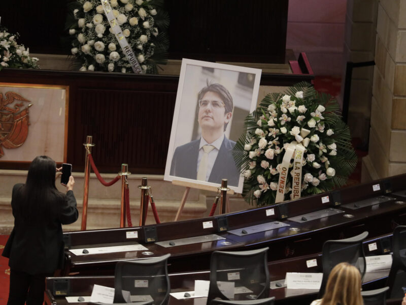 Colombia confirma muerte en Venezuela de disidente de las FARC implicado en ataque a Uribe Turbay